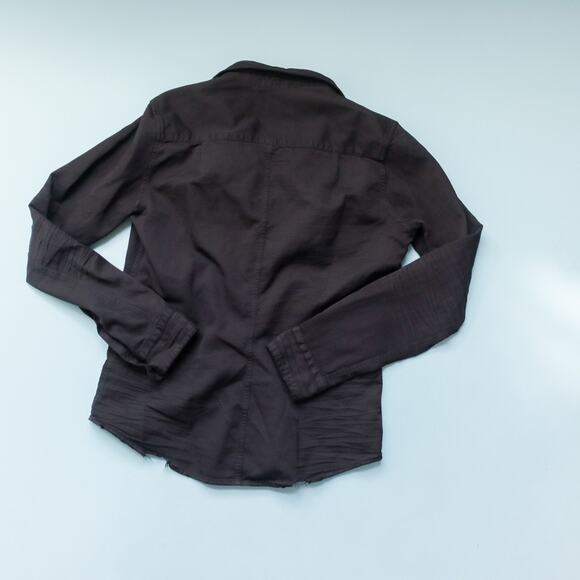 Frank & Eileen Barry Black Raw Hem Button Front Chambray Top Size Small - Picture 9 of 9